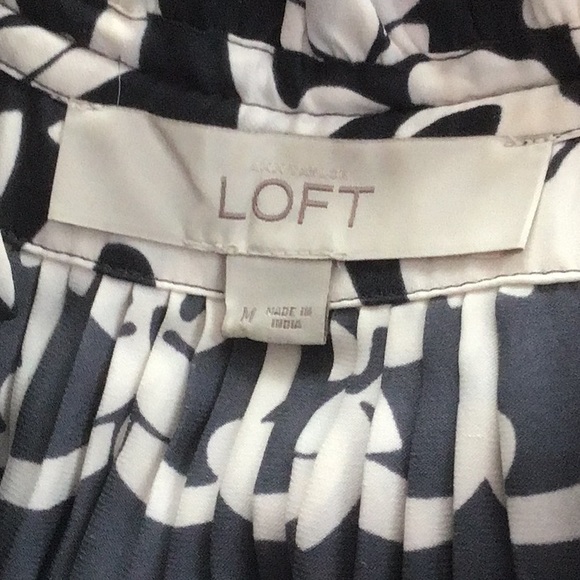 Loft Top - Picture 2 of 5